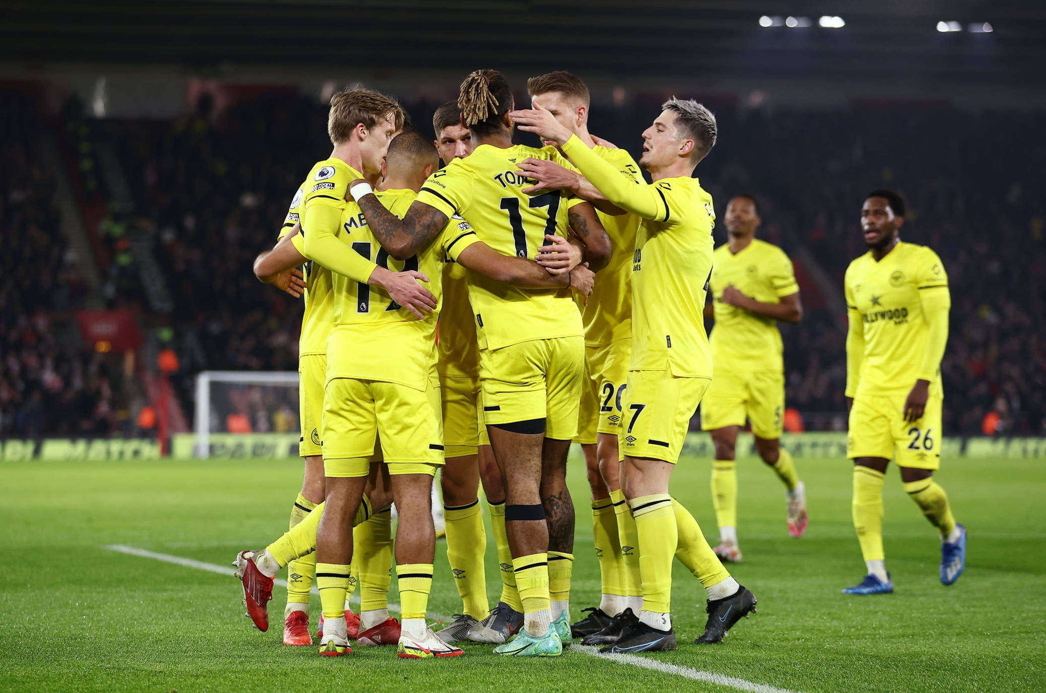 篮球品牌及 篮球品牌及